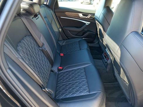 Used 2020 Audi S6 Premium Plus w/ S Sport Package image 29