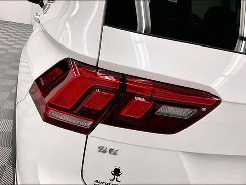 Used 2023 Volkswagen Tiguan SE R-Line FWD image 35
