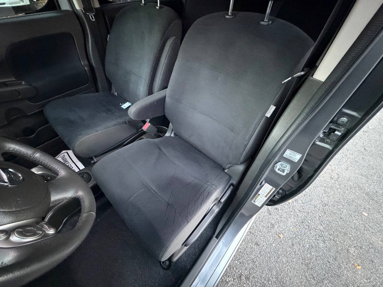 Used 2014 Nissan Cube 1.8 SL w/ SL Preferred Package FWD image 9