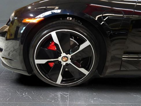 Used 2021 Porsche Taycan 4S image 9