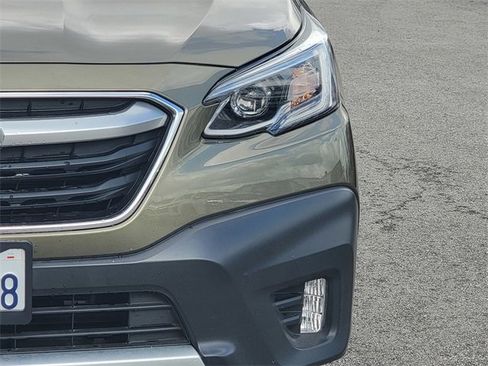 Used 2022 Subaru Outback Touring image 3