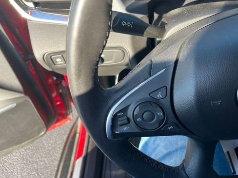 Used 2020 Buick Enclave Essence w/ LPO, Touring Package image 11