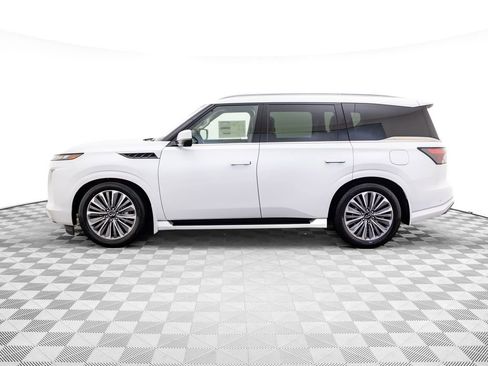 New 2026 INFINITI QX80 Luxe w/ Cargo Package image 2