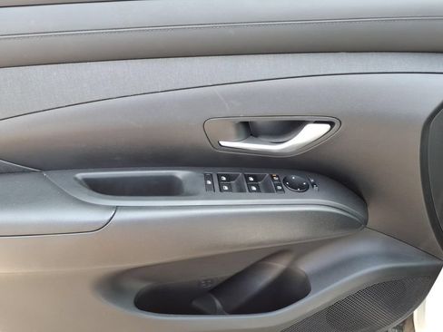 Used 2025 Hyundai Tucson SEL FWD image 14