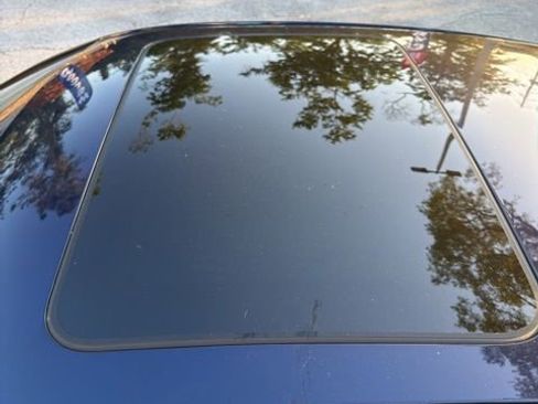 Used 2023 BMW i4 eDrive40 w/ M Sport Package RWD image 17