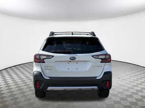 Certified 2022 Subaru Outback Limited w/ Popular Package #2 image 9