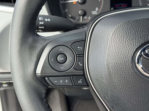 Used 2024 Toyota Corolla SE FWD image 11