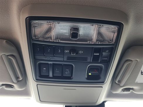 Used 2024 Toyota 4Runner SR5 Premium image 22