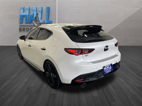 Used 2021 MAZDA MAZDA3 Premium Plus image 3