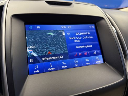 Used 2020 Ford Edge SEL w/ Convenience Package image 19