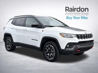Used 2026 Jeep Compass Trailhawk AWD/4WD 360° Tour