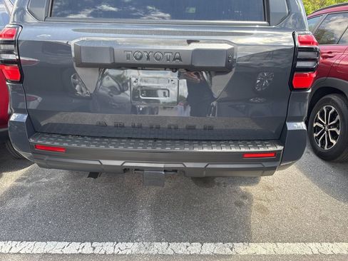 Used 2025 Toyota 4Runner SR5 image 6