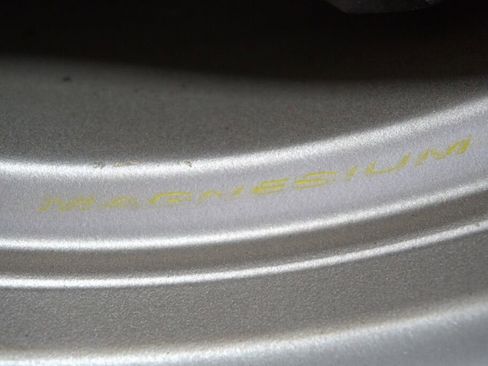 Used 2001 Chevrolet Corvette Convertible w/ Preferred Equipment Group2 image 31