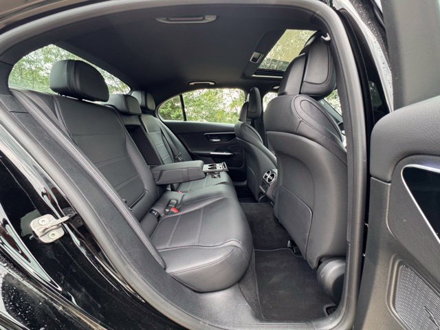 Certified 2025 Mercedes-Benz C 300 4MATIC Sedan image 14
