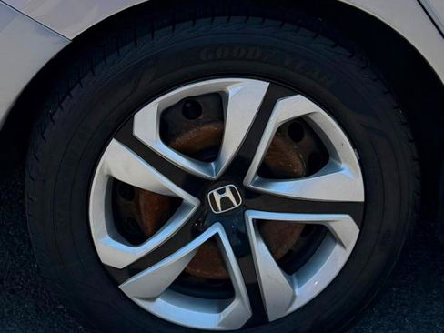 Used 2018 Honda Civic LX image 14