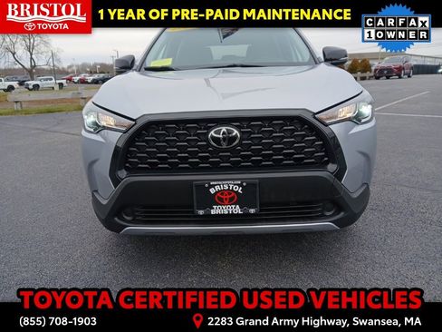 Certified 2025 Toyota Corolla Cross LE image 33