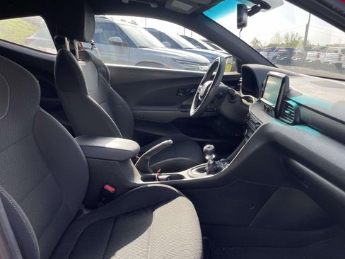 Used 2020 Hyundai Veloster N w/ Performance Package image 13