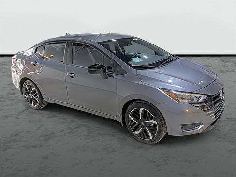 Used 2025 Nissan Versa SR w/ Trunk Package image 5