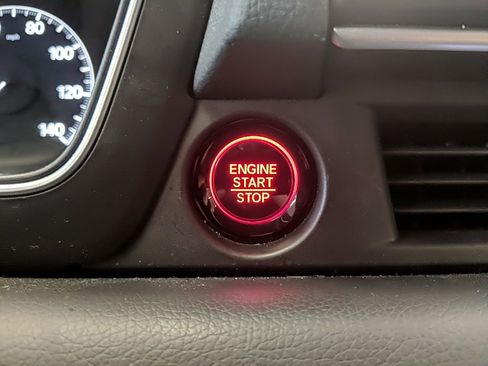 Used 2024 Honda Pilot EX-L image 25