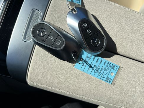 Certified 2025 Mercedes-Benz GLC 300 300 image 38