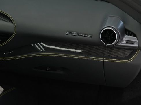 Used 2022 Ferrari F8 Tributo RWD image 34