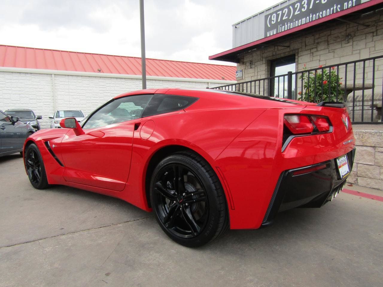 Used 2016 Chevrolet Corvette Stingray Coupe RWD image 4