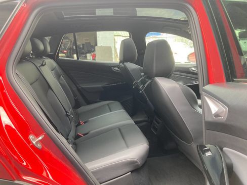 Used 2023 Volkswagen ID.4 Pro S Plus image 10