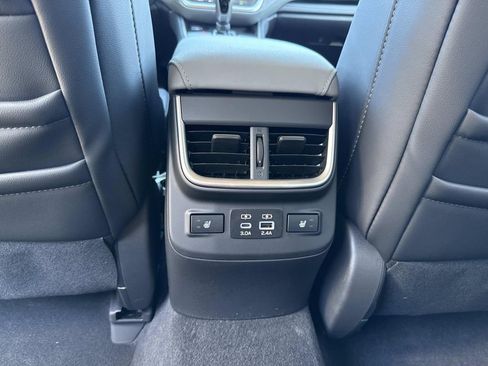 New 2025 Subaru Outback Limited image 17