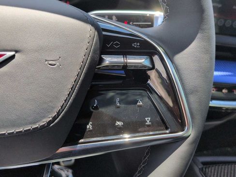 New 2026 Cadillac Optiq V AWD/4WD image 16