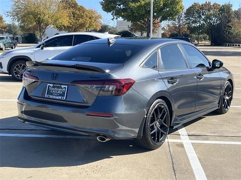 Used 2025 Honda Civic Sport image 4