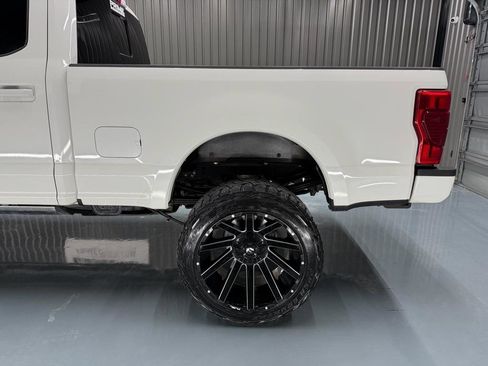 Used 2020 Ford F250 Platinum image 5
