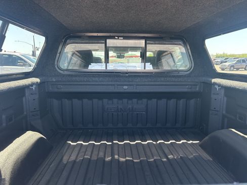 Certified 2025 GMC Sierra 1500 Denali w/ Technology Package AWD/4WD image 11