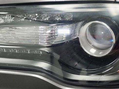 Used 2014 Chrysler 300 S image 41