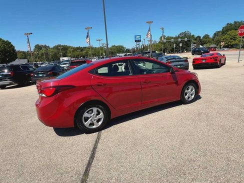 Used 2014 Hyundai Elantra SE FWD image 8