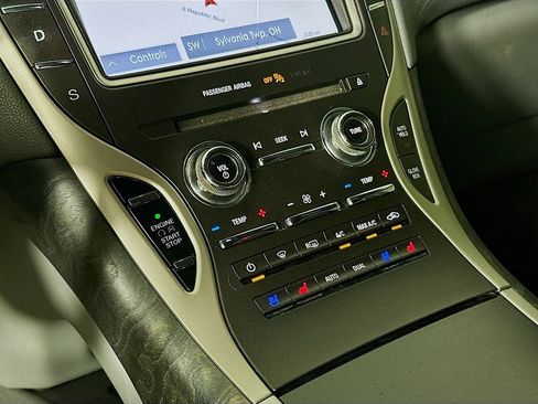 Used 2020 Lincoln Nautilus Reserve w/ Equipment Group 201A AWD/4WD image 22