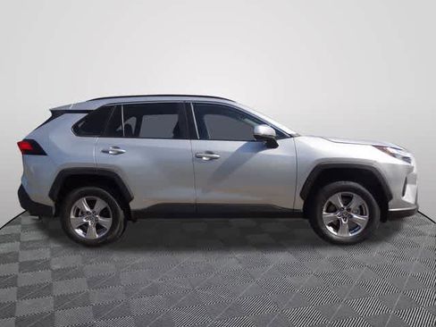 Certified 2025 Toyota RAV4 XLE AWD/4WD image 4