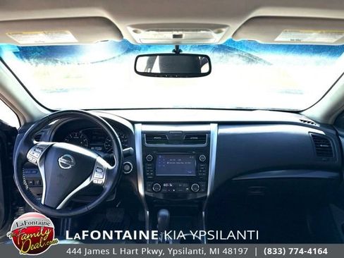 Used 2013 Nissan Altima 2.5 SL w/ Technology Pkg FWD image 11