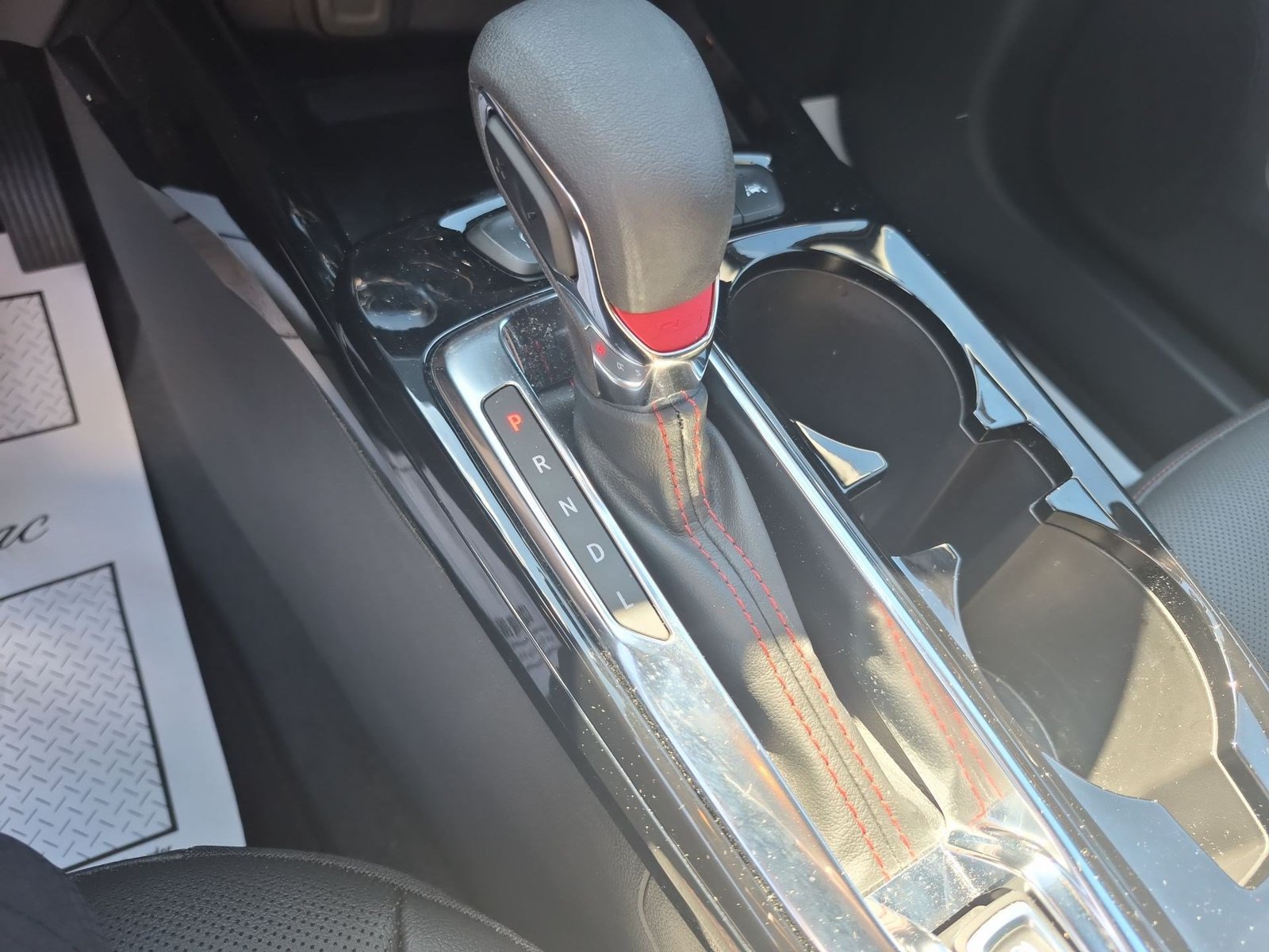 Used 2026 Chevrolet Trax RS w/ Sunroof Package FWD image 15