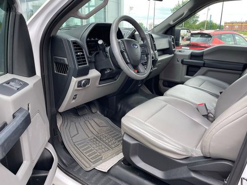 Used 2016 Ford F150 XL w/ Equipment Group 101A Mid RWD image 5