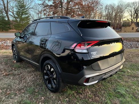 Used 2023 Kia Sportage X-Line w/ X-Line Premium Package image 5
