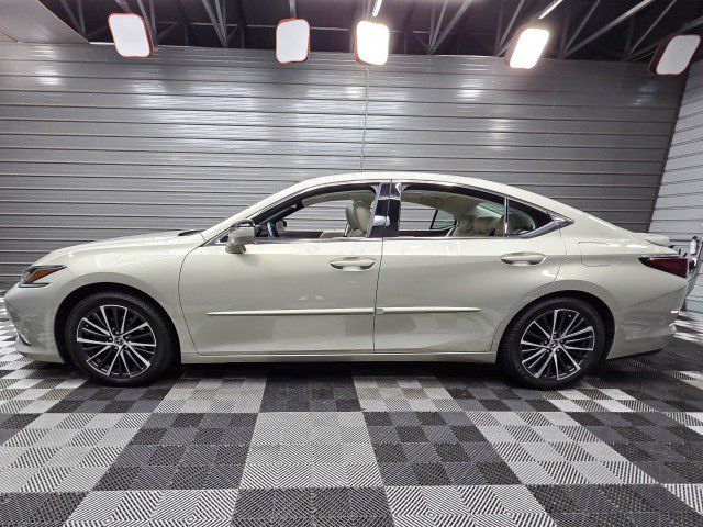 Used 2023 Lexus ES 350 w/ Premium Package FWD image 9