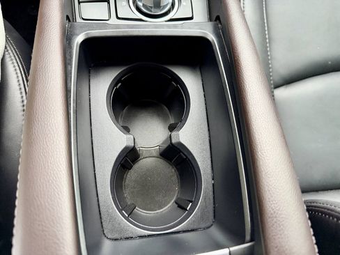 Used 2018 MAZDA MAZDA3 Touring FWD image 47