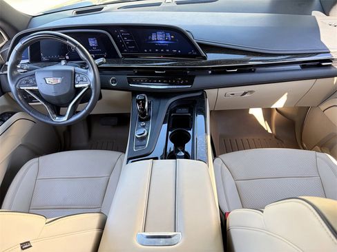 Certified 2023 Cadillac Escalade Premium Luxury w/ Performance Package image 16