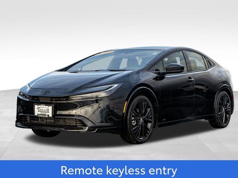 New 2026 Toyota Prius AWD image 3