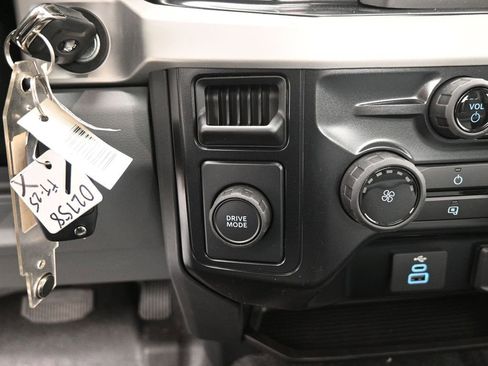 New 2025 Ford F550 2WD Regular Cab Super Duty image 15