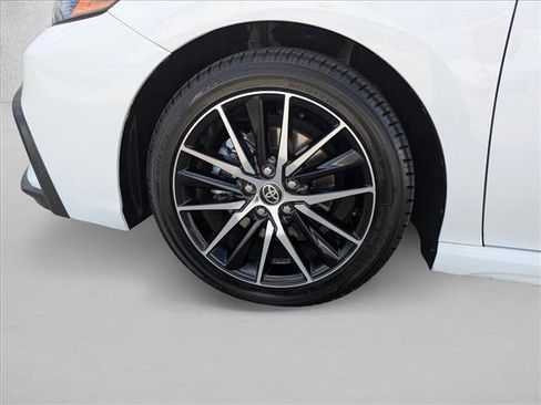 Used 2023 Toyota Camry SE image 22