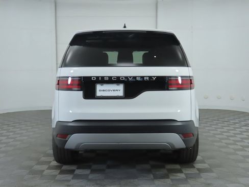 Used 2025 Land Rover Discovery S AWD/4WD image 8