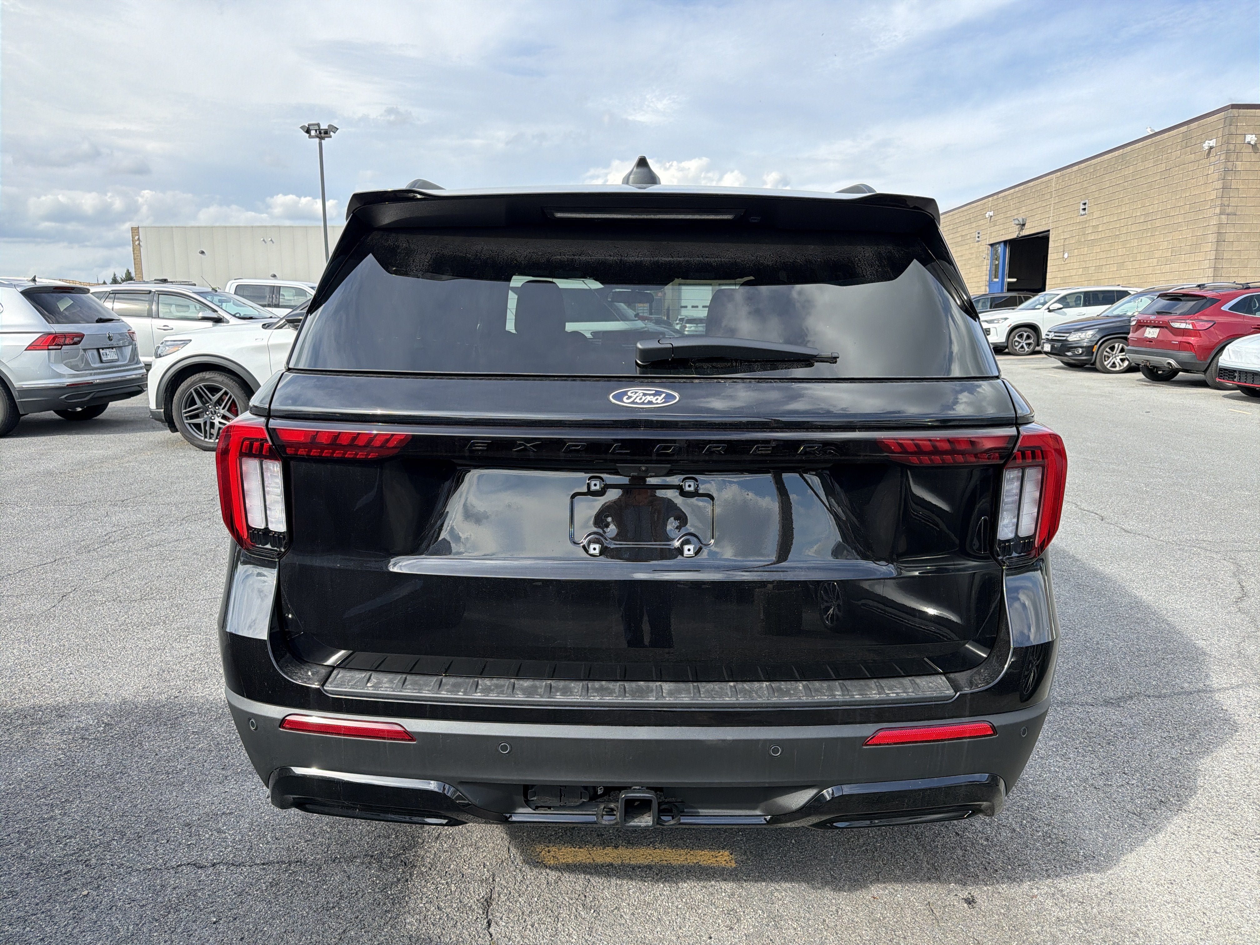New 2027 Ford Explorer ST-Line AWD/4WD image 6