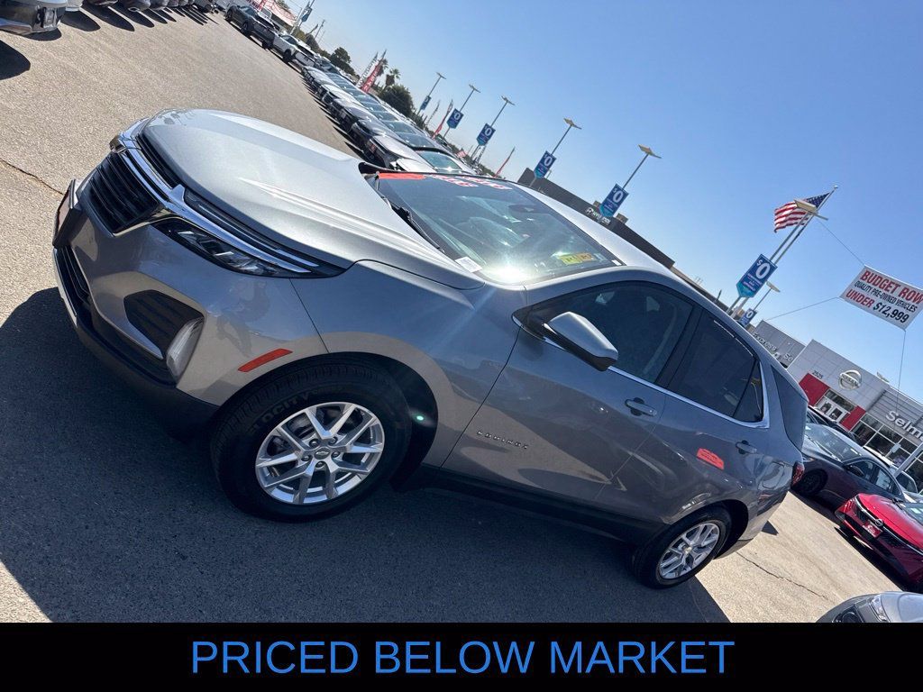 Used 2024 Chevrolet Equinox LT AWD/4WD image 2