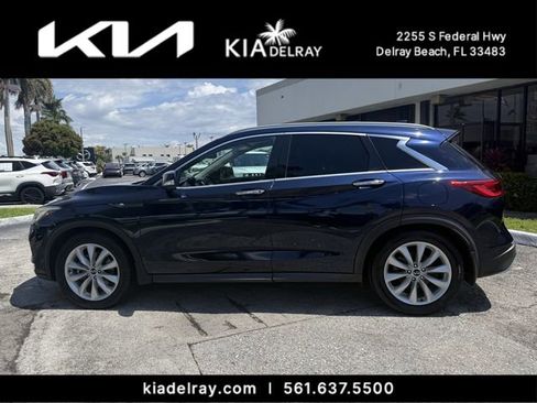 Used 2019 INFINITI QX50 Essential w/ Premium Heat Package FWD image 5